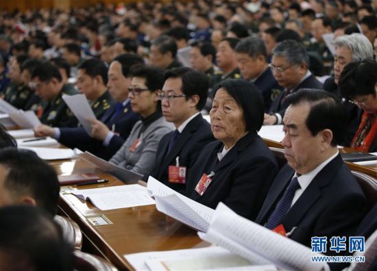 3月5日,第十二届全国人民代表大会第四次会议在北京人民大会堂开幕.