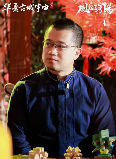马伯庸:我没有活在过去,而是“拼命把头往回探”--访谈--中国作家网