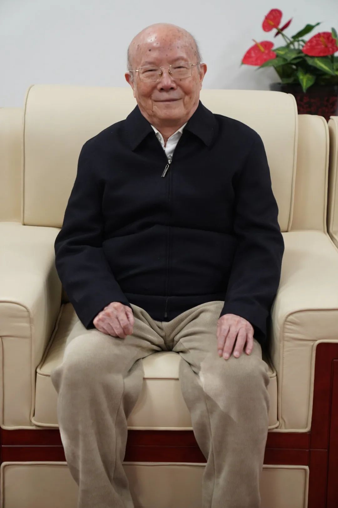 “求实——严家炎学术座谈会”在京举行--新闻--中国作家网