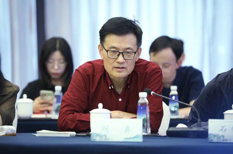 始终在路上 谱写新篇章--新闻--中国作家网