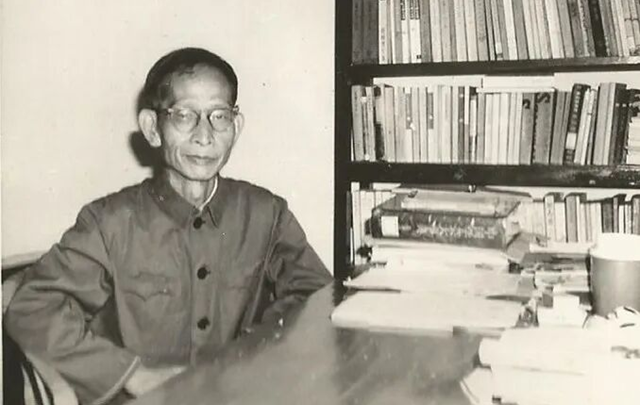 “把人字写端正”，贾植芳诞辰110周年纪念展开幕